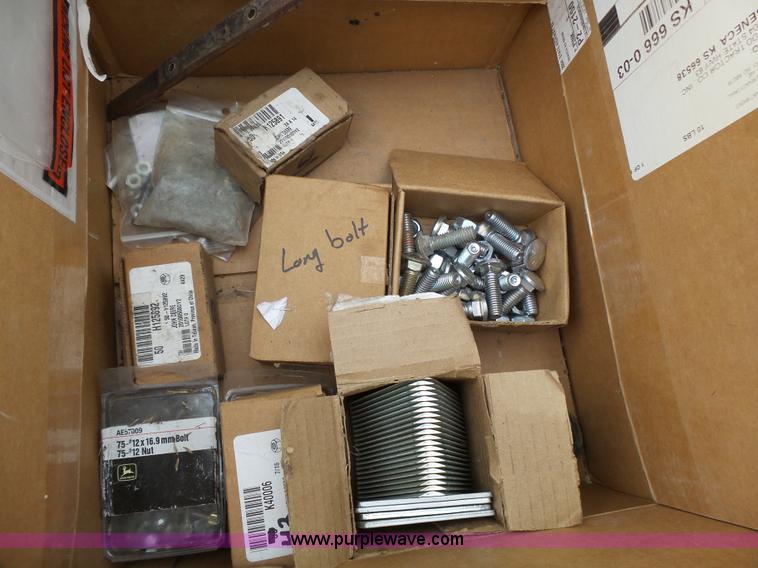 image for item J4977 1993 John Deere 3830 self-propelled windrower