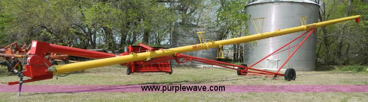 image for item J8975 Westfield MK100-71 grain auger