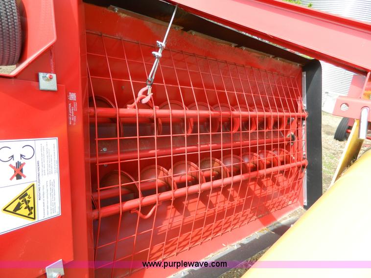 image for item J8975 Westfield MK100-71 grain auger