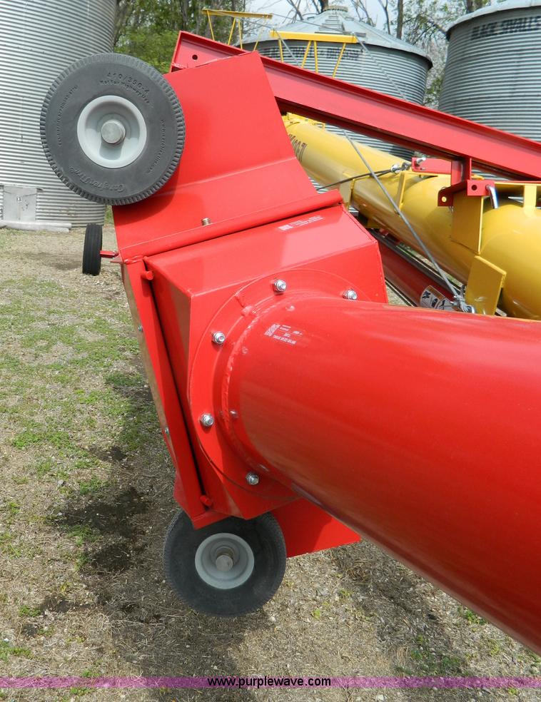 image for item J8975 Westfield MK100-71 grain auger