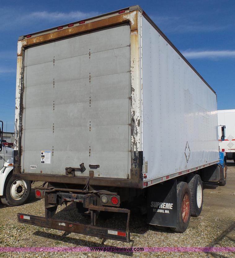image for item K1308 1986 International F2375 box truck