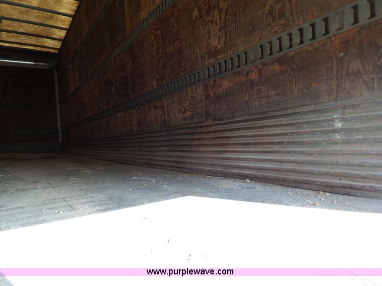 image for item K1308 1986 International F2375 box truck