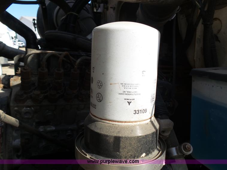 image for item K1309 1996 Ford LN8000 tender truck