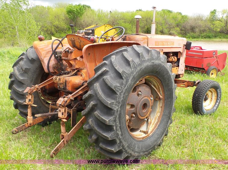 image for item K4168 Allis Chalmers D17 tractor