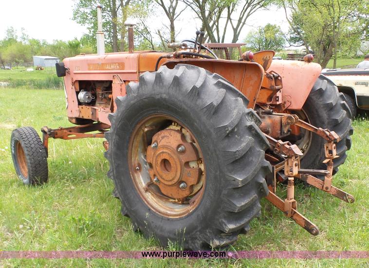 image for item K4168 Allis Chalmers D17 tractor