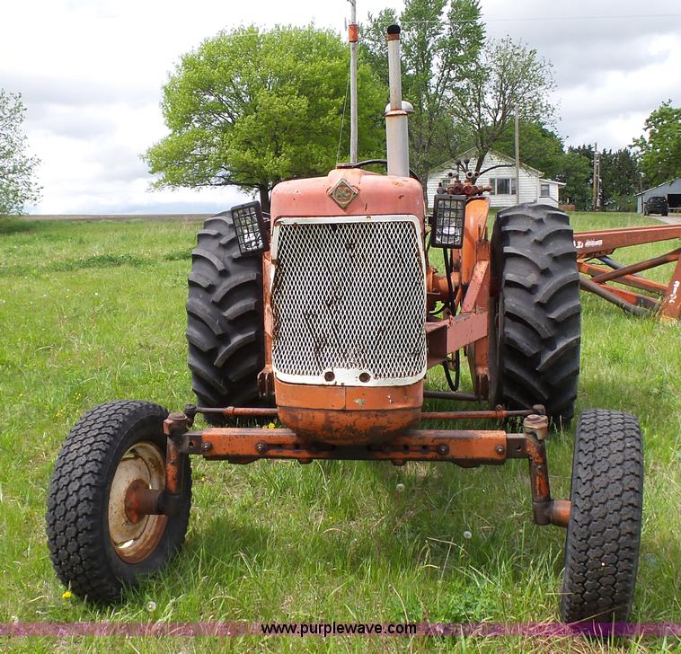 image for item K4168 Allis Chalmers D17 tractor