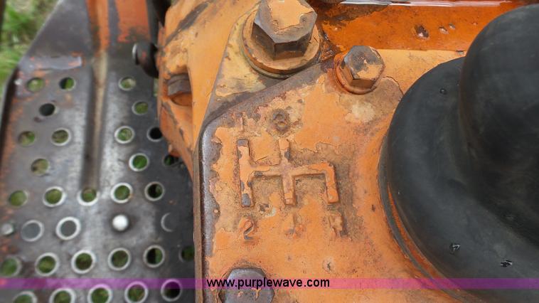 image for item K4168 Allis Chalmers D17 tractor