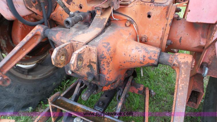 image for item K4168 Allis Chalmers D17 tractor
