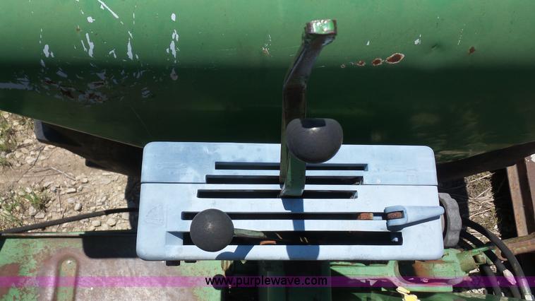 image for item K4542 1969 John Deere 4020 tractor