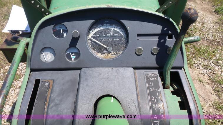 image for item K4542 1969 John Deere 4020 tractor