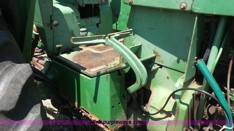 image for item K4542 1969 John Deere 4020 tractor
