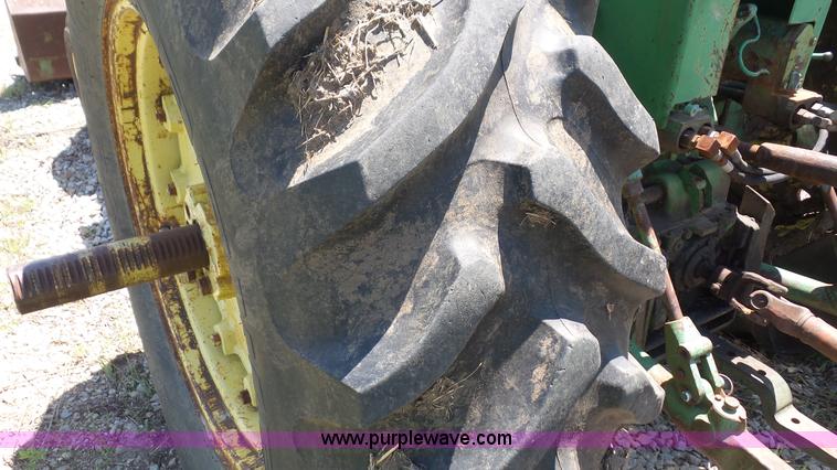 image for item K4542 1969 John Deere 4020 tractor