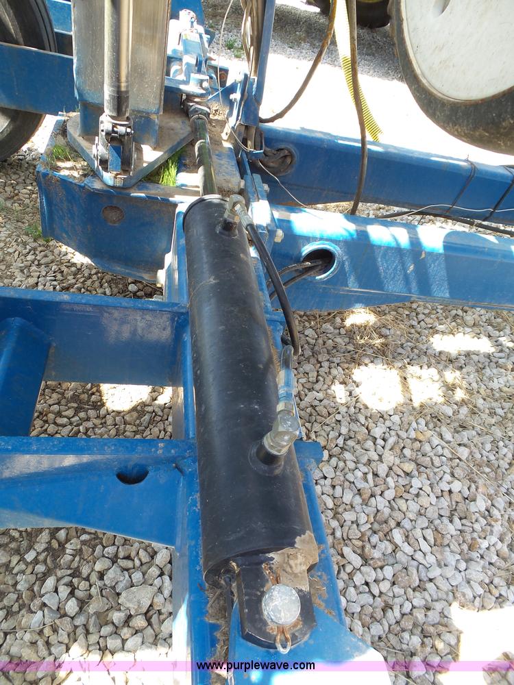 image for item K5168 2003 Kinze 3600 no-till planter