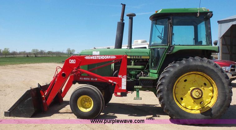 image for item K5170 1978 John Deere 4440 tractor