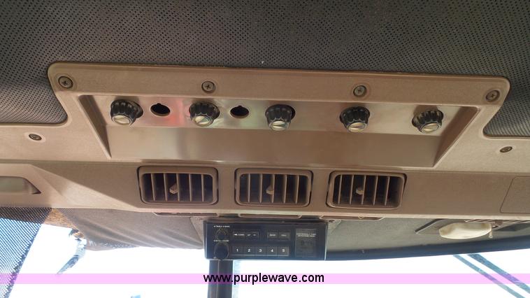 image for item K5170 1978 John Deere 4440 tractor