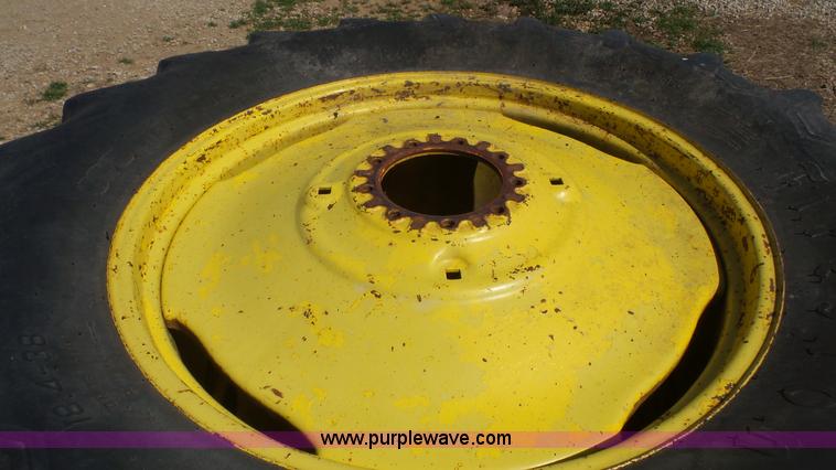 image for item K5170 1978 John Deere 4440 tractor