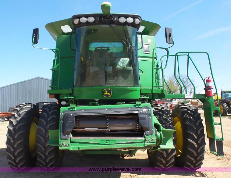 image for item K5171 2009 John Deere 9670 STS RWA combine