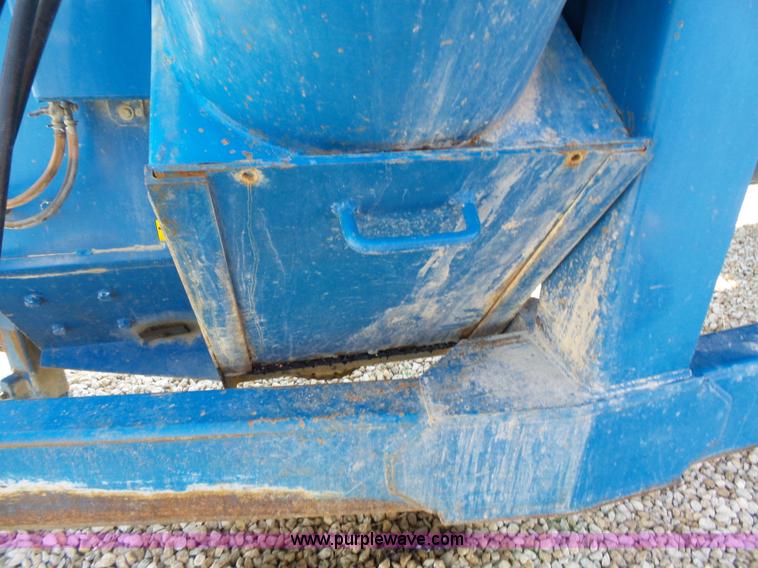 image for item K5174 Kinze 840 grain cart