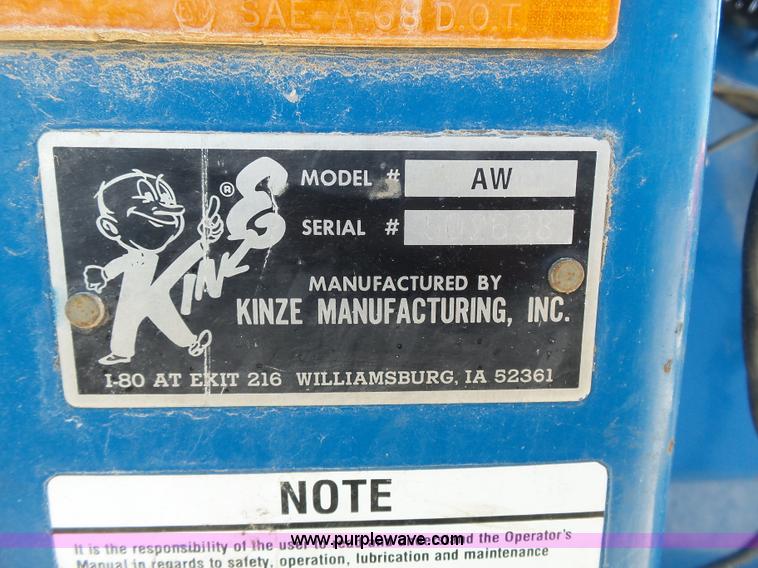 image for item K5174 Kinze 840 grain cart