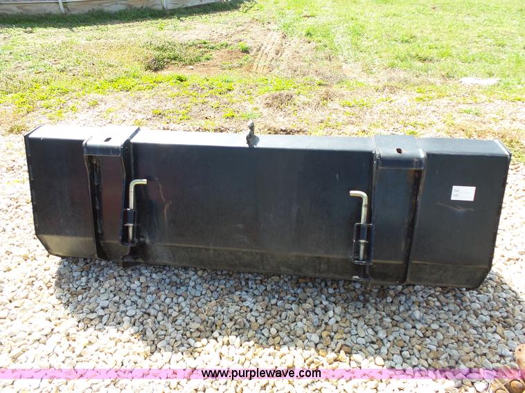 image for item K5247 1972 Allis Chalmers 200 tractor