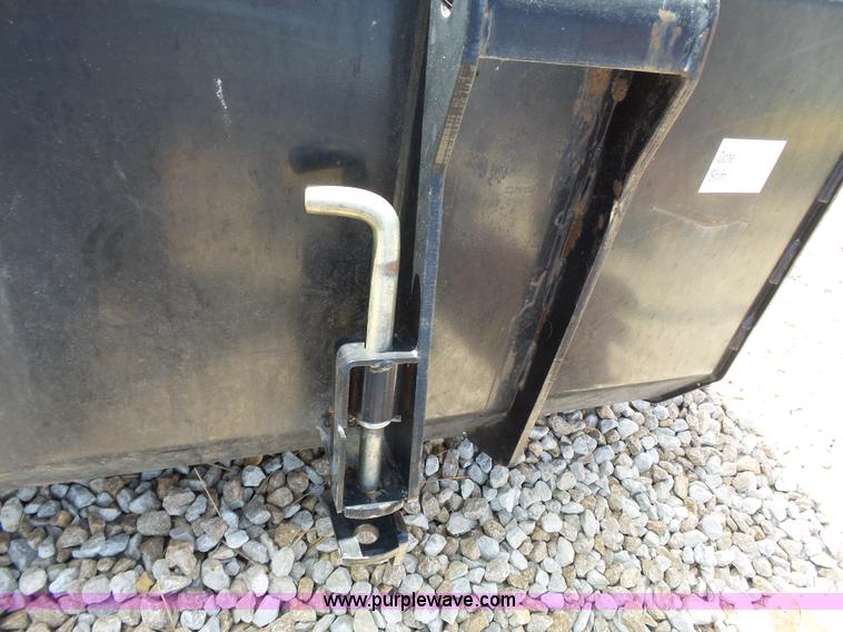 image for item K5247 1972 Allis Chalmers 200 tractor