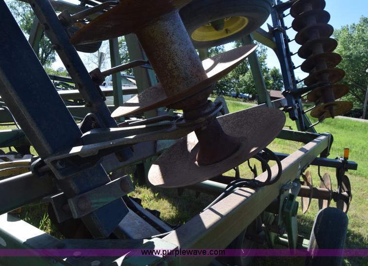 image for item K6575 John Deere disk