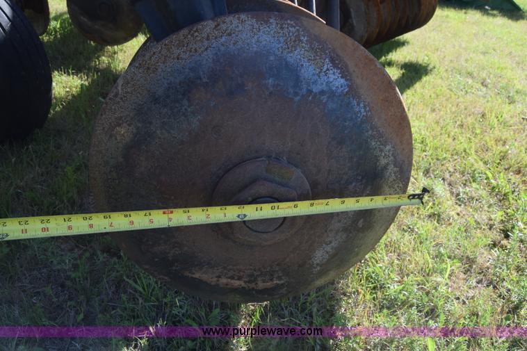 image for item K6575 John Deere disk