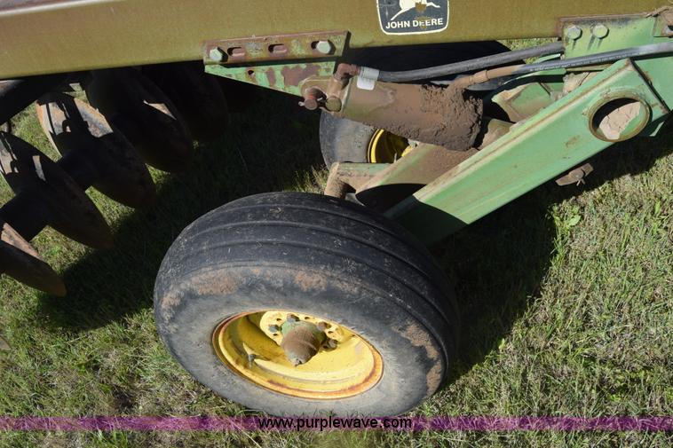 image for item K6575 John Deere disk
