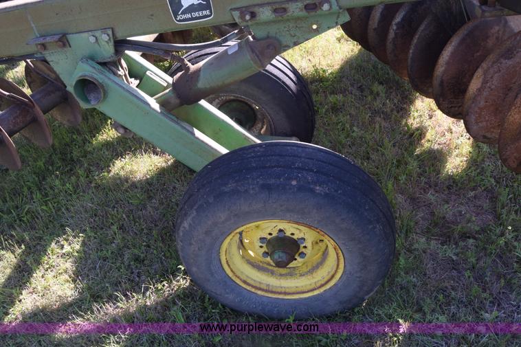 image for item K6575 John Deere disk