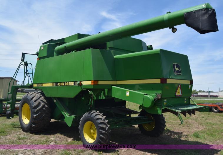 image for item K6648 1991 John Deere 9600 combine