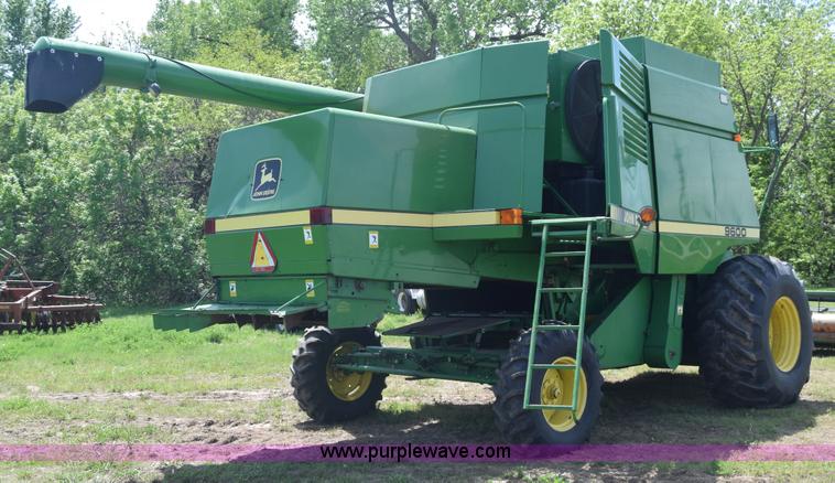 image for item K6648 1991 John Deere 9600 combine