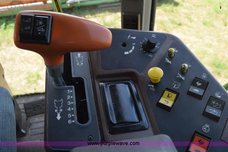 image for item K6648 1991 John Deere 9600 combine