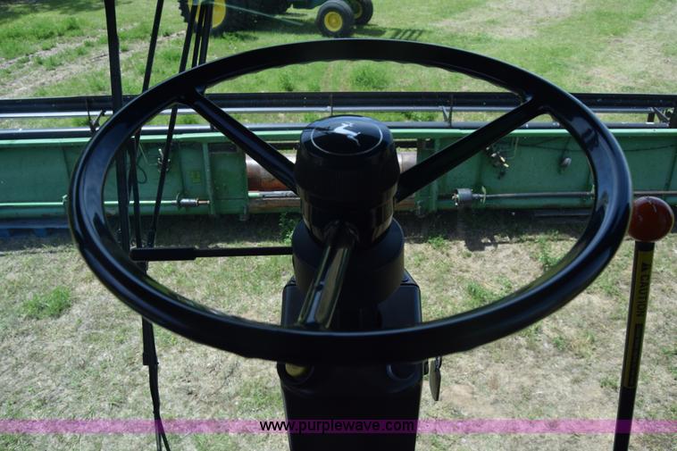 image for item K6648 1991 John Deere 9600 combine