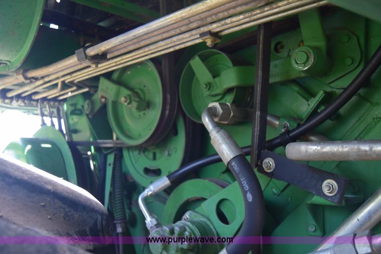 image for item K6648 1991 John Deere 9600 combine