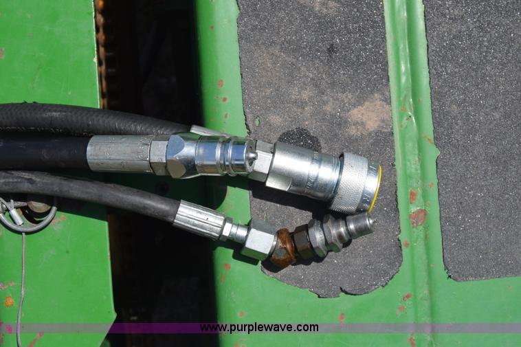 image for item K6648 1991 John Deere 9600 combine