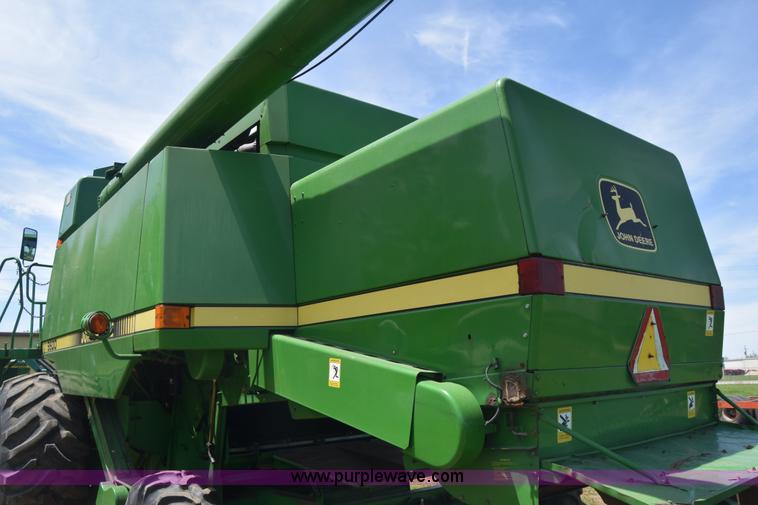 image for item K6648 1991 John Deere 9600 combine