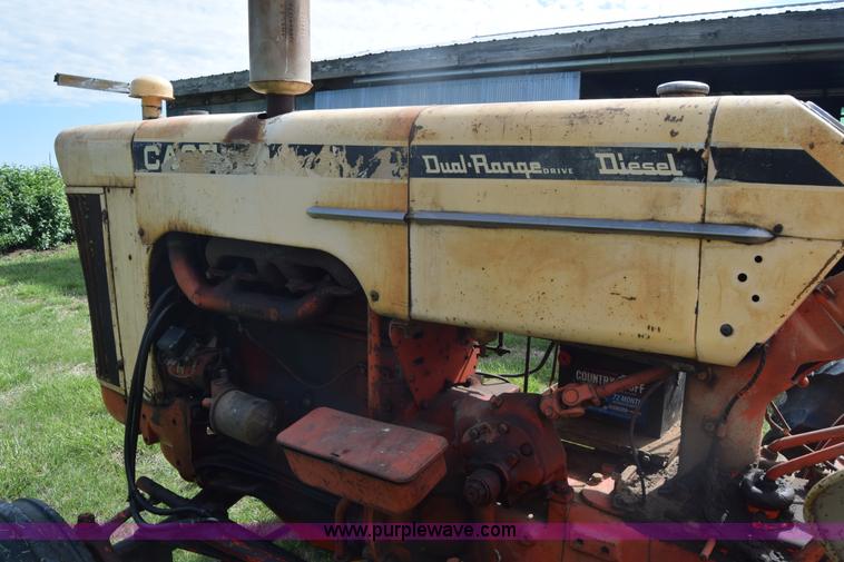 image for item K6703 1963 Case 830 tractor