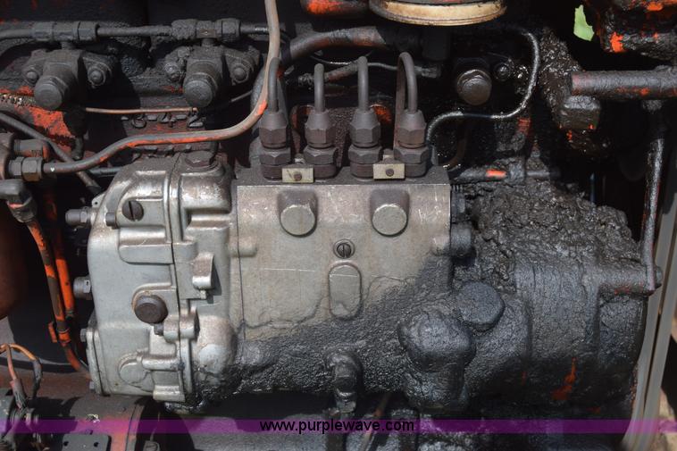 image for item K6703 1963 Case 830 tractor