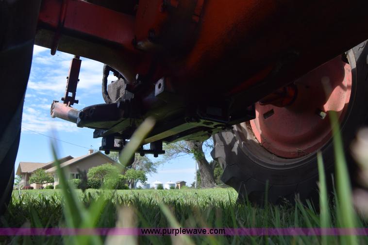 image for item K6703 1963 Case 830 tractor