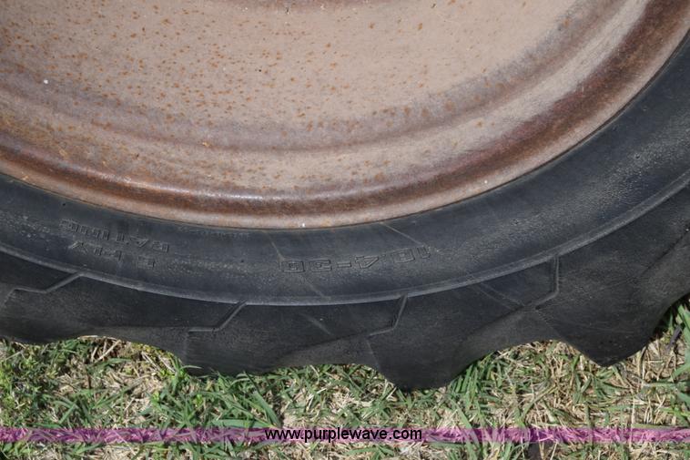 image for item K6703 1963 Case 830 tractor