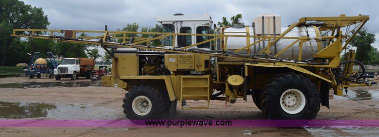 image for item K7495 1996 Ag-Chem TerraGator 1844 self-propelled sprayer