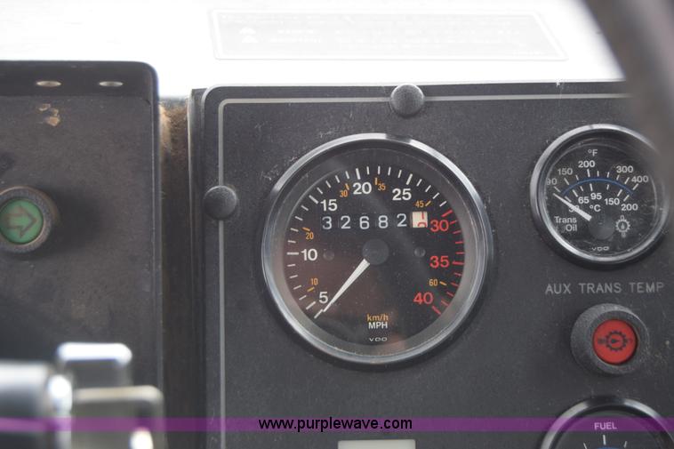 image for item K7495 1996 Ag-Chem TerraGator 1844 self-propelled sprayer