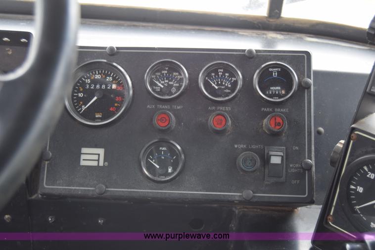 image for item K7495 1996 Ag-Chem TerraGator 1844 self-propelled sprayer