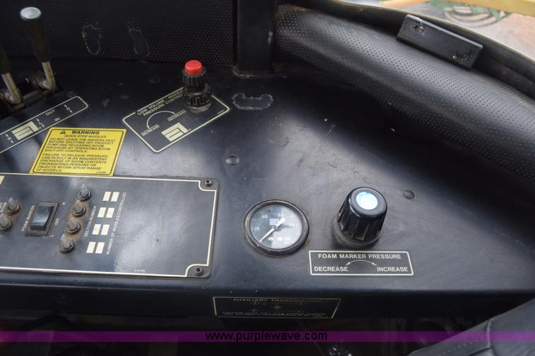 image for item K7495 1996 Ag-Chem TerraGator 1844 self-propelled sprayer