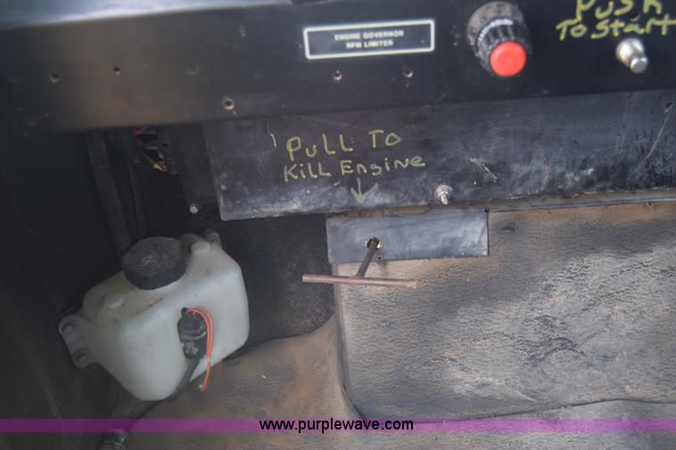 image for item K7495 1996 Ag-Chem TerraGator 1844 self-propelled sprayer