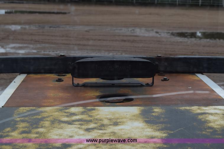 image for item K7495 1996 Ag-Chem TerraGator 1844 self-propelled sprayer