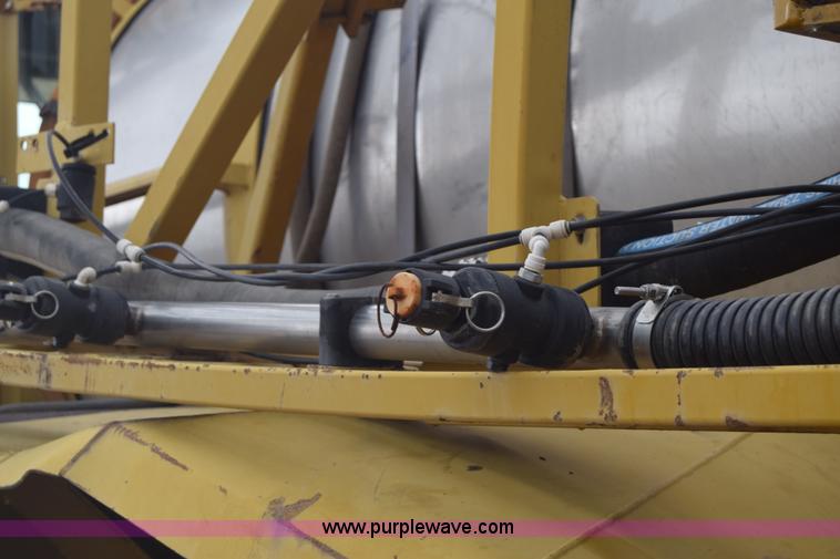 image for item K7495 1996 Ag-Chem TerraGator 1844 self-propelled sprayer