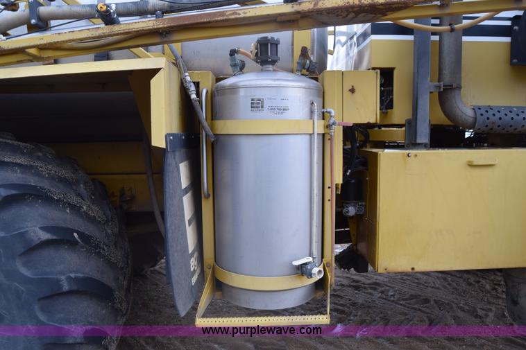 image for item K7495 1996 Ag-Chem TerraGator 1844 self-propelled sprayer