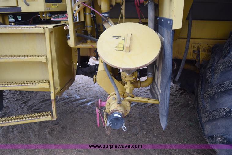 image for item K7495 1996 Ag-Chem TerraGator 1844 self-propelled sprayer