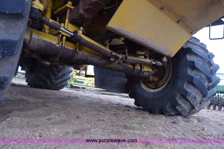 image for item K7495 1996 Ag-Chem TerraGator 1844 self-propelled sprayer